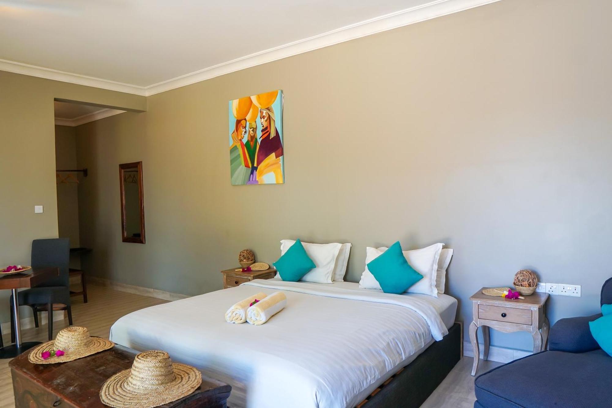 Aquamarina Hotel Джамбиани Екстериор снимка